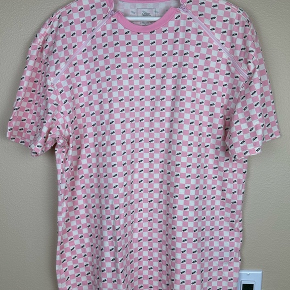 Vans Pink Short Sleeve Tee with Geometric Pattern - Picture 1 of 8